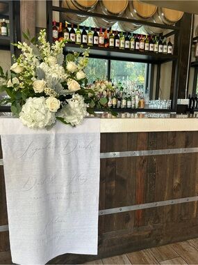 Signature Bar sign